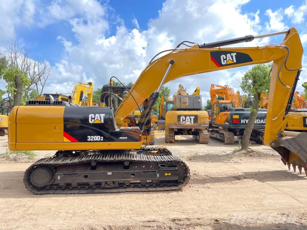 CAT 320 D Kāpurķēžu ekskavatori