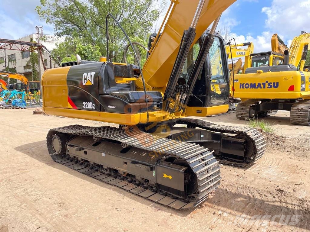 CAT 320 D Kāpurķēžu ekskavatori