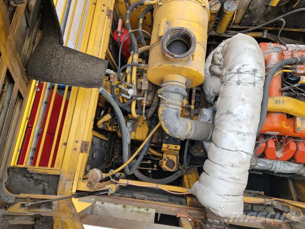 PM I Woltman 955LC piling machine funderingsmachine Mini excavators < 7t