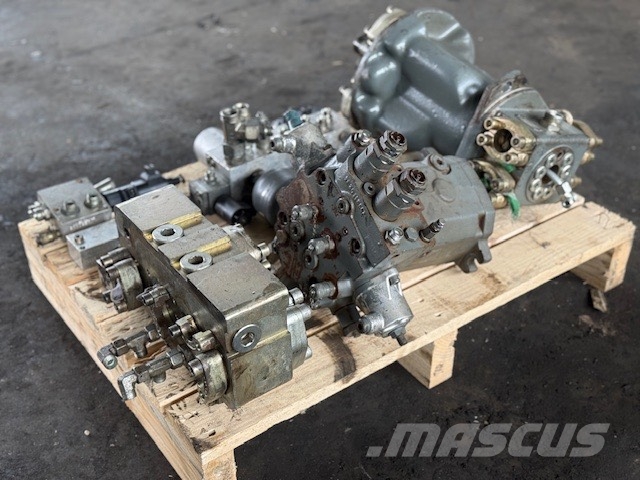 Liebherr R 914 C USED HYDRAULIC PARTS COMPLET Hydraulik