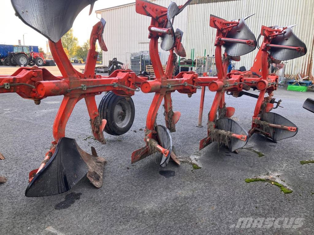 Kuhn Vari-Master 121 محاريث عكسية