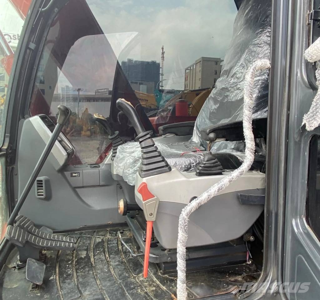 Doosan DX 75 Vikšriniai ekskavatoriai