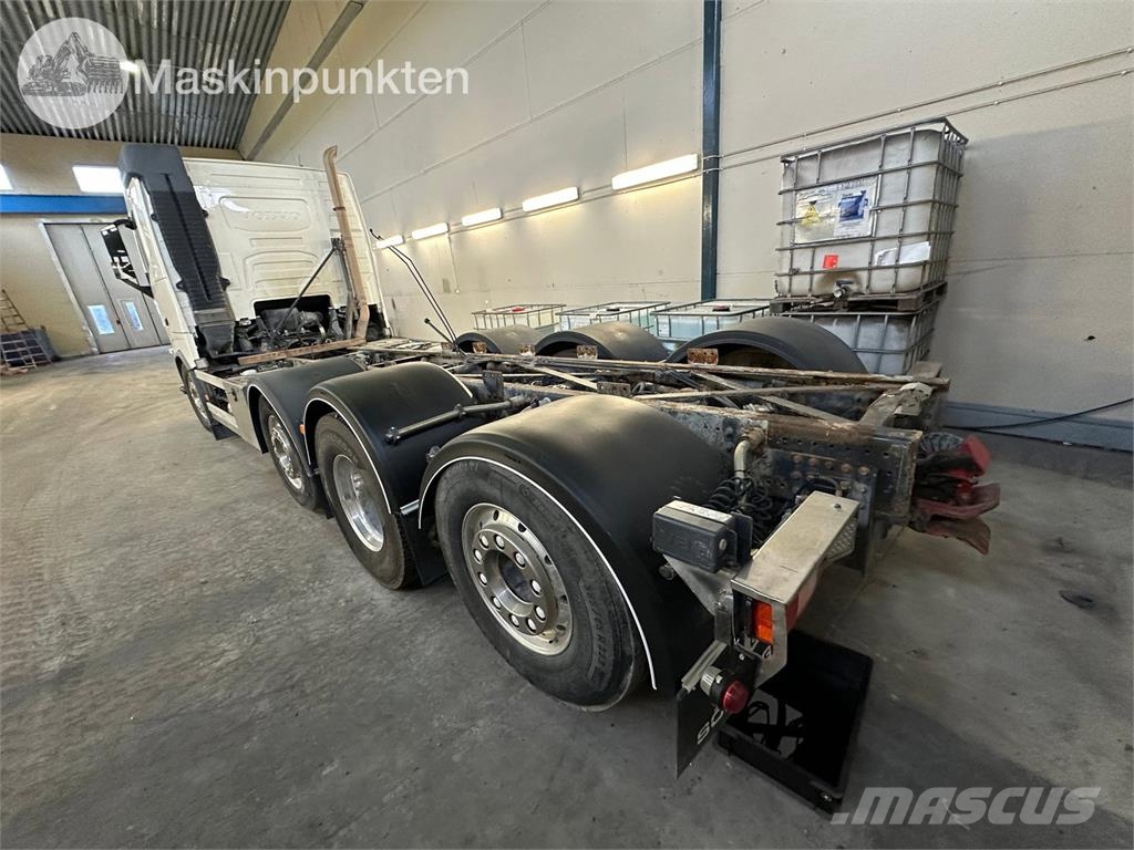 Volvo FH 8*2 平板车
