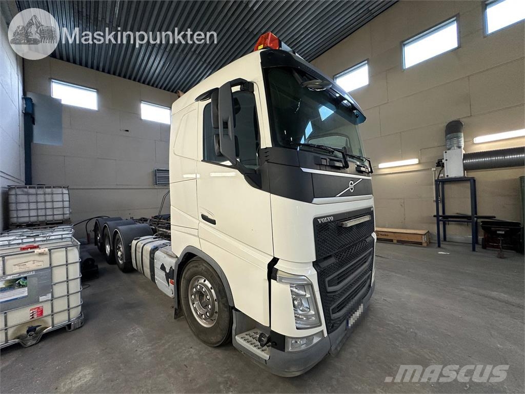 Volvo FH 8*2 平板车