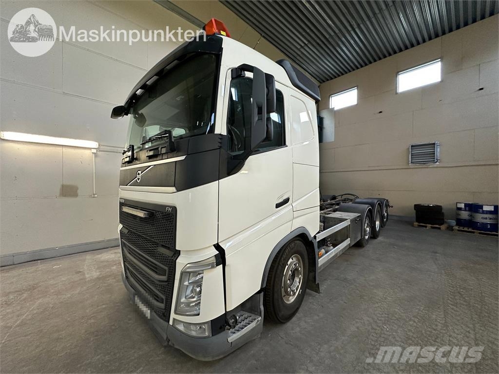 Volvo FH 8*2 平板车