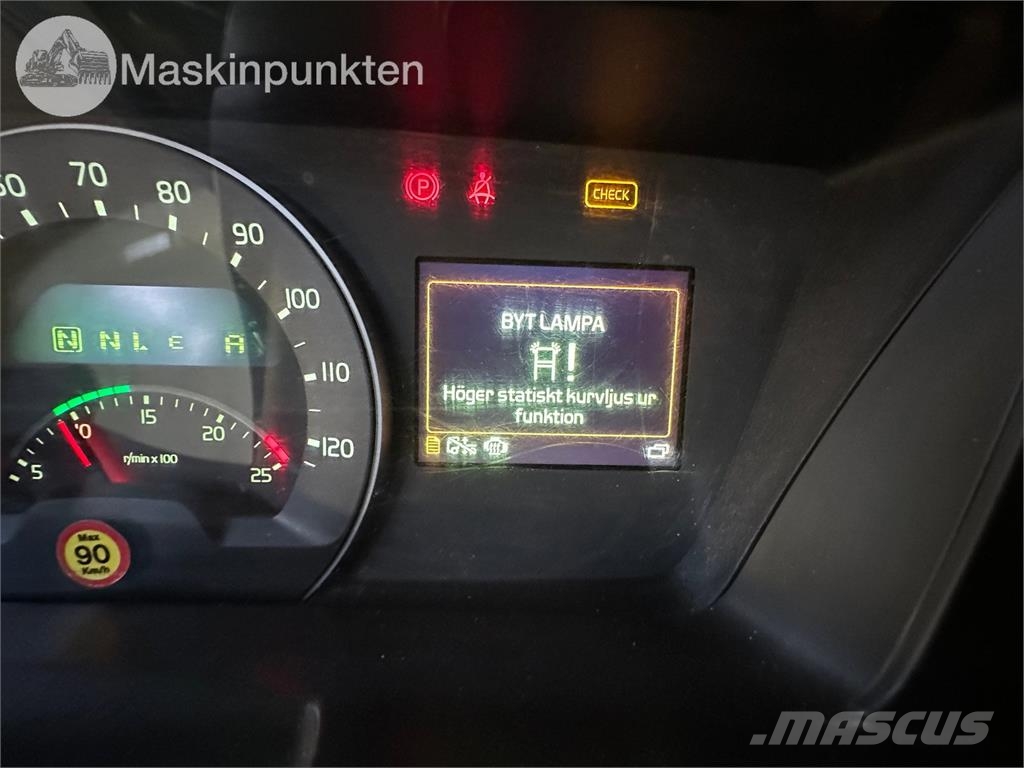 Volvo FH 8*2 平板车