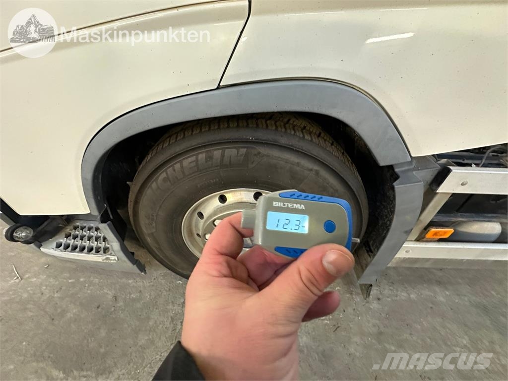 Volvo FH 8*2 平板车