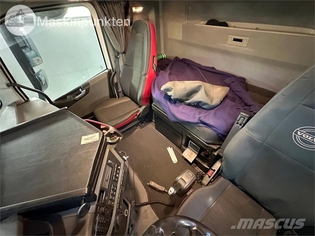 Volvo FH 8*2 平板车