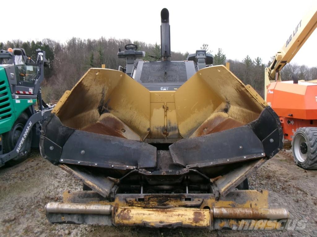 CAT AP 655 F | 2016 | 5,208 hrs | INBOUND LE HAVRE Asphalt pavers