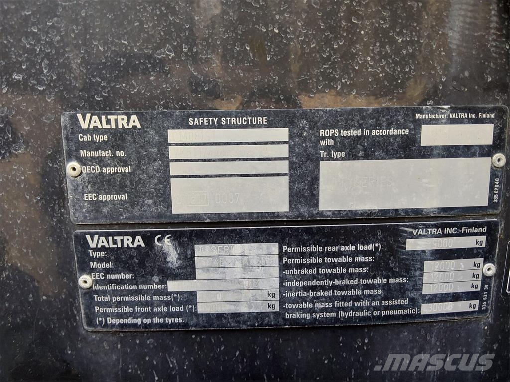Valtra T174E Versu الجرارات