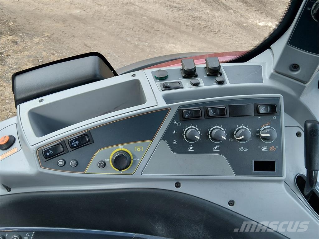 Valtra T174E Versu الجرارات