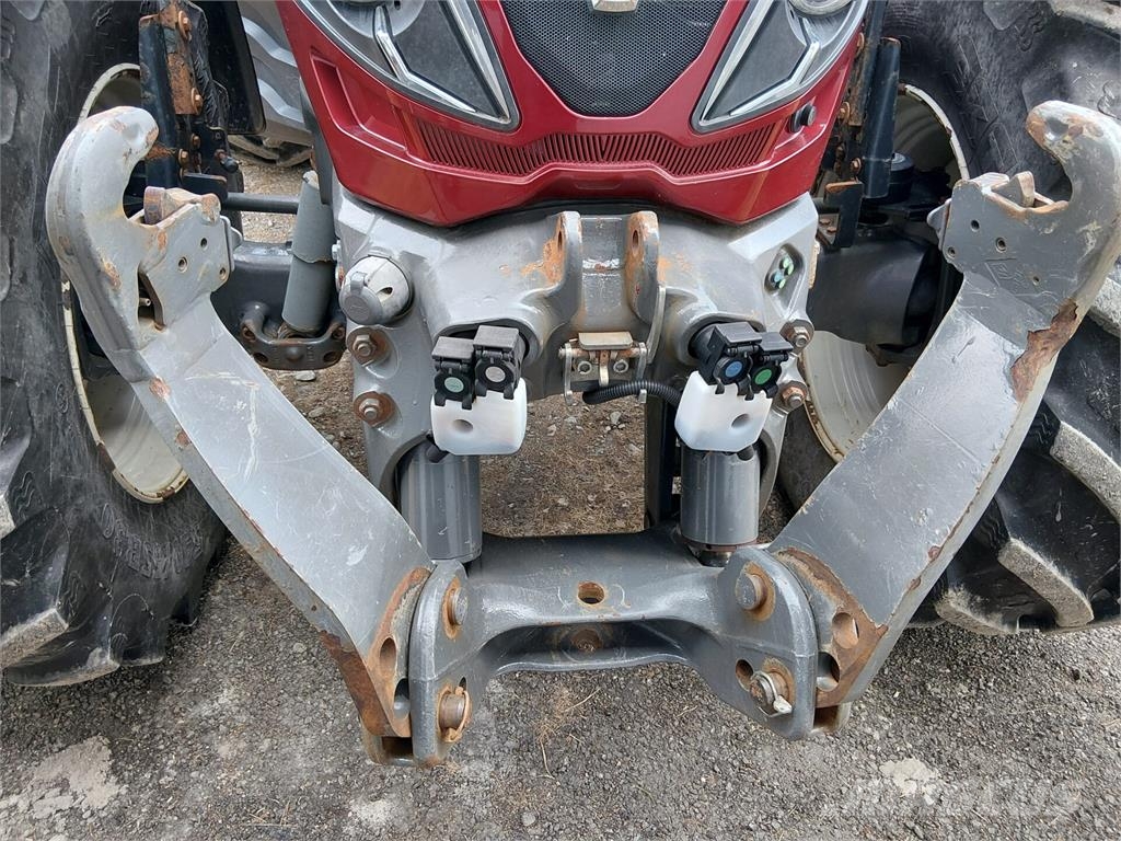 Valtra T174E Versu الجرارات