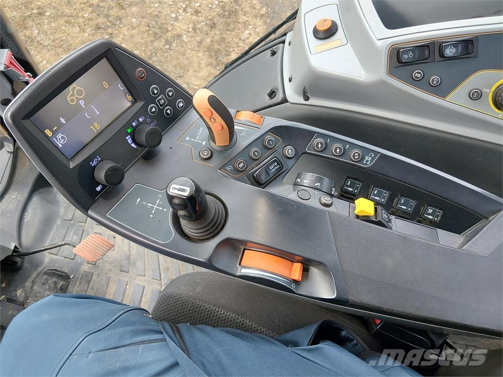 Valtra T174E Versu الجرارات