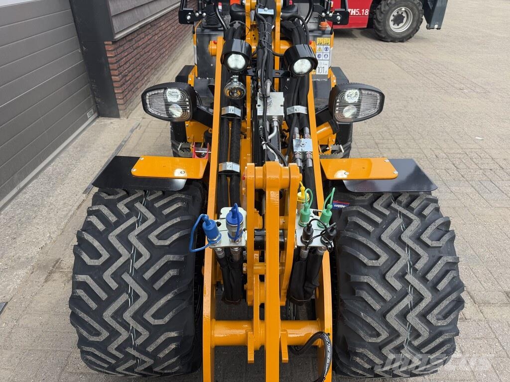GiANT G2700 X-TRA HD+ minishovel GEEL (veel opties: tand Kolesni nakladalci