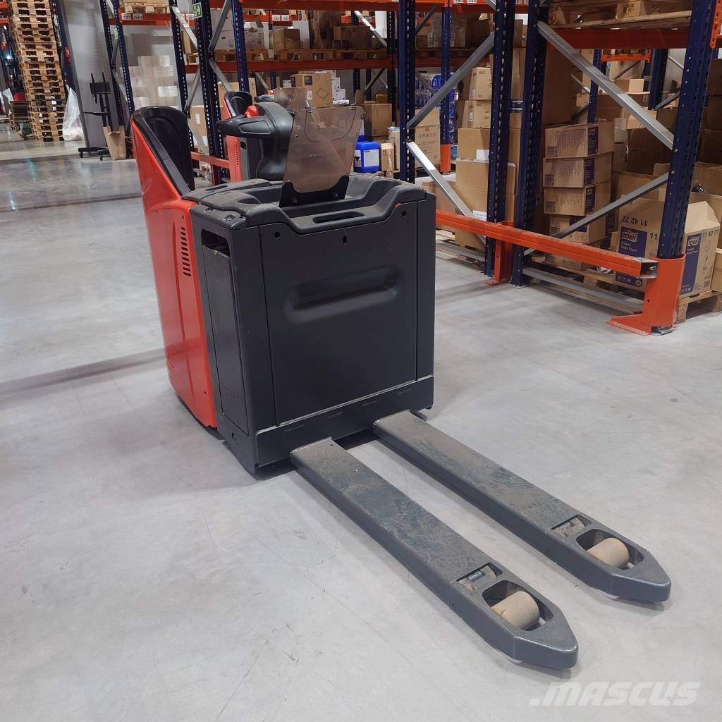 Linde T20SP/131 رافعة منخفضة المستوى ذات منصة