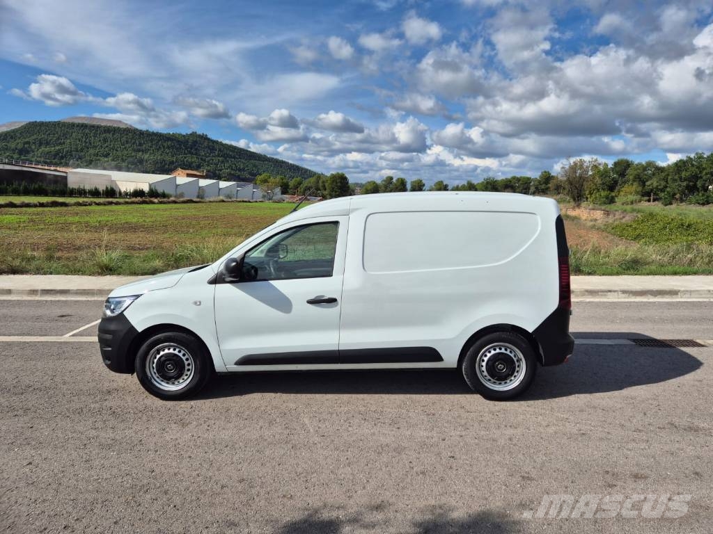 Renault Express هيكل صندوقي