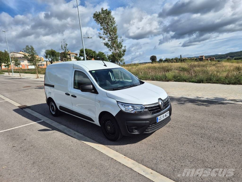 Renault Express هيكل صندوقي