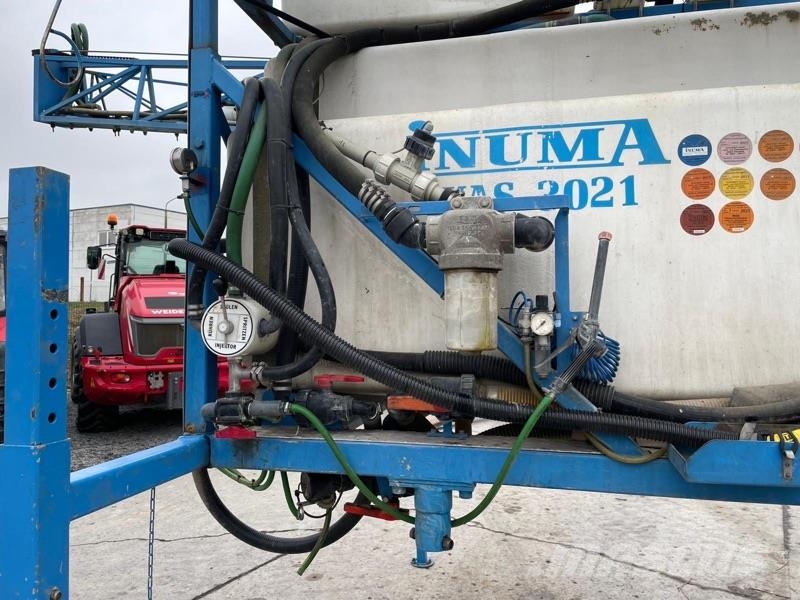 Inuma IUAS 3021 Aufbau für Unimog Pulverizadores arrastrados