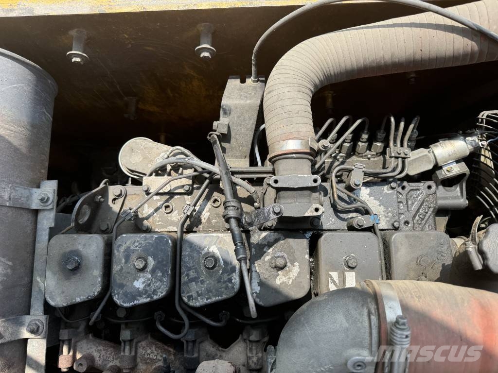 Hyundai r150w-9 Bagri na kolesih