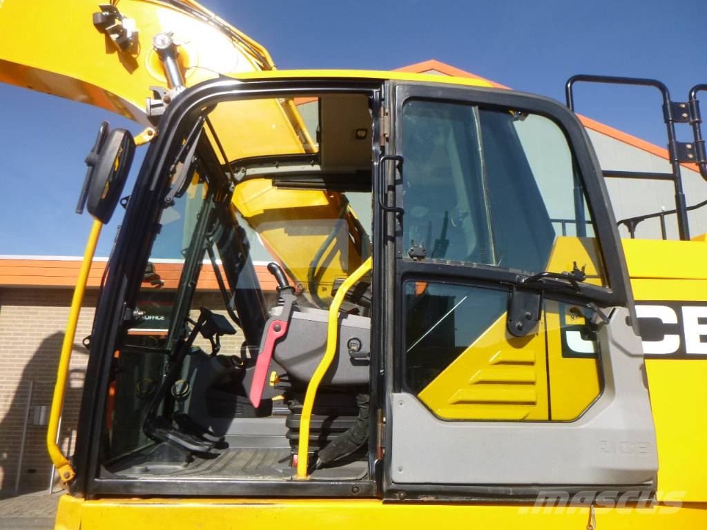 JCB JS220X LC 4F Gravemaskiner på larvebånd