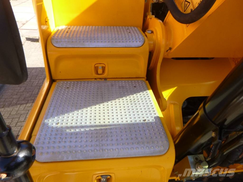 JCB JS220X LC 4F Gravemaskiner på larvebånd