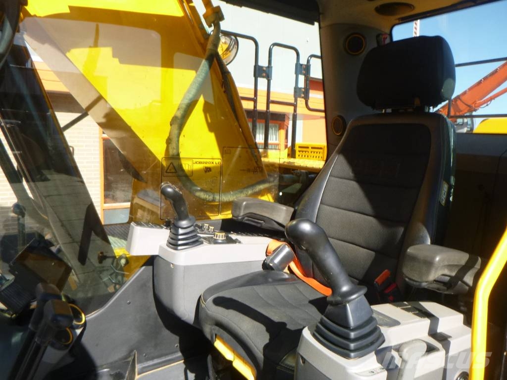JCB JS220X LC 4F Gravemaskiner på larvebånd