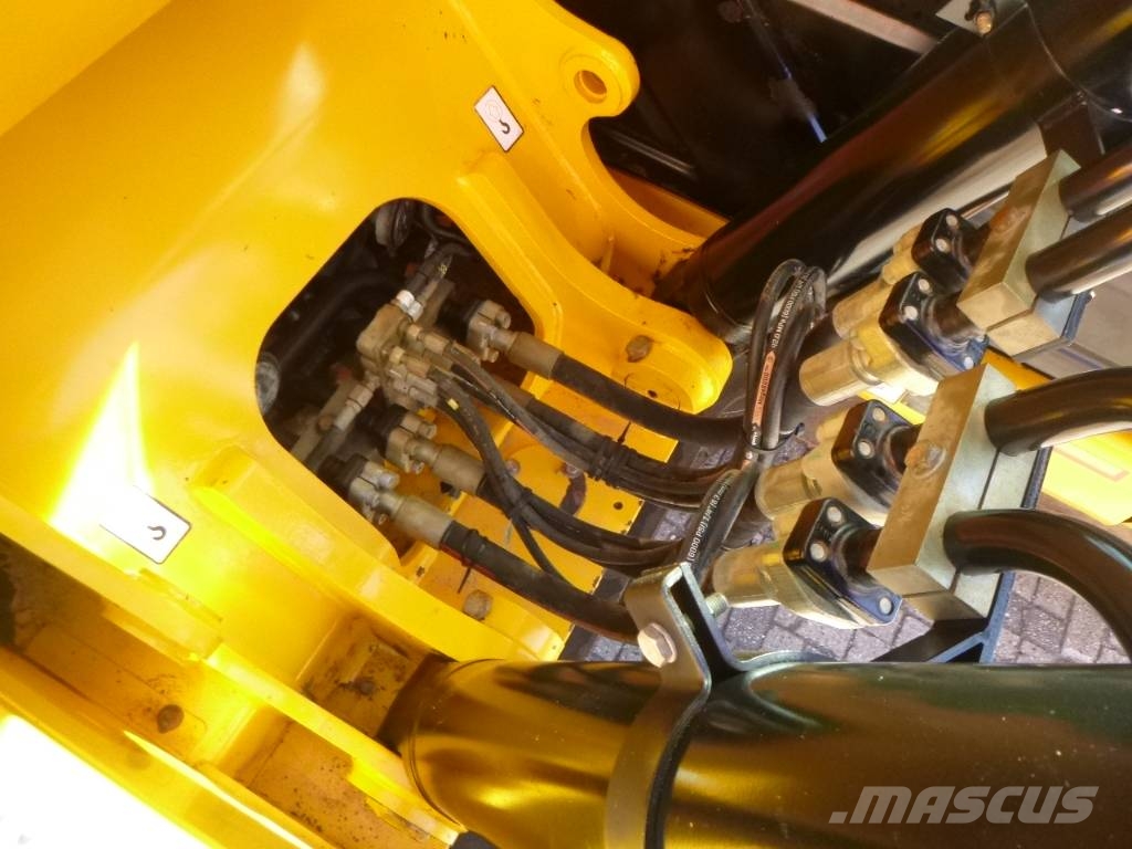 JCB JS220X LC 4F Gravemaskiner på larvebånd