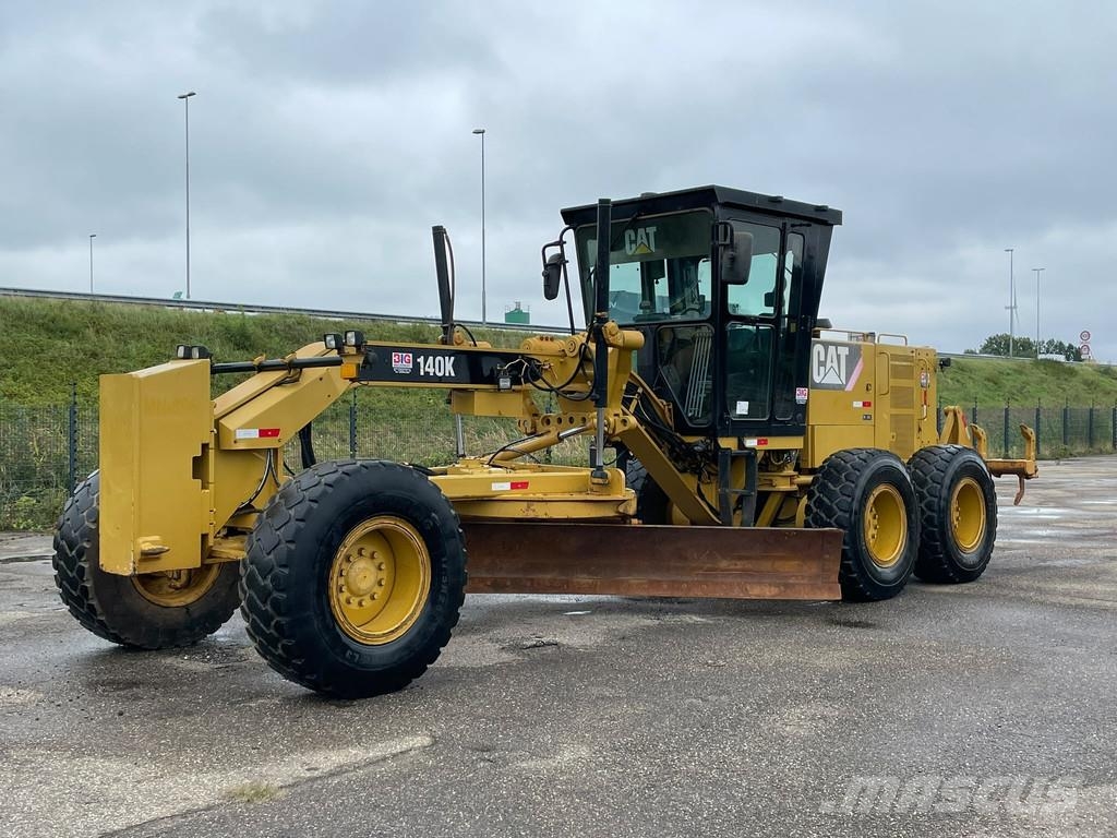 CAT 140K モーターグレーダー