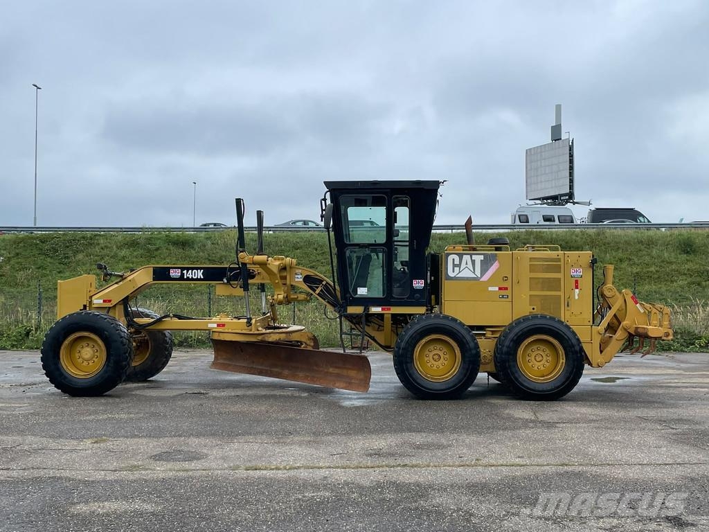 CAT 140K モーターグレーダー