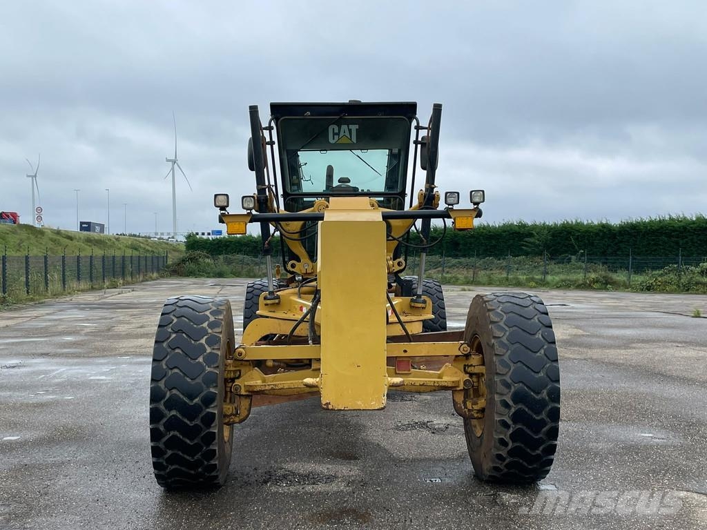 CAT 140K Graders