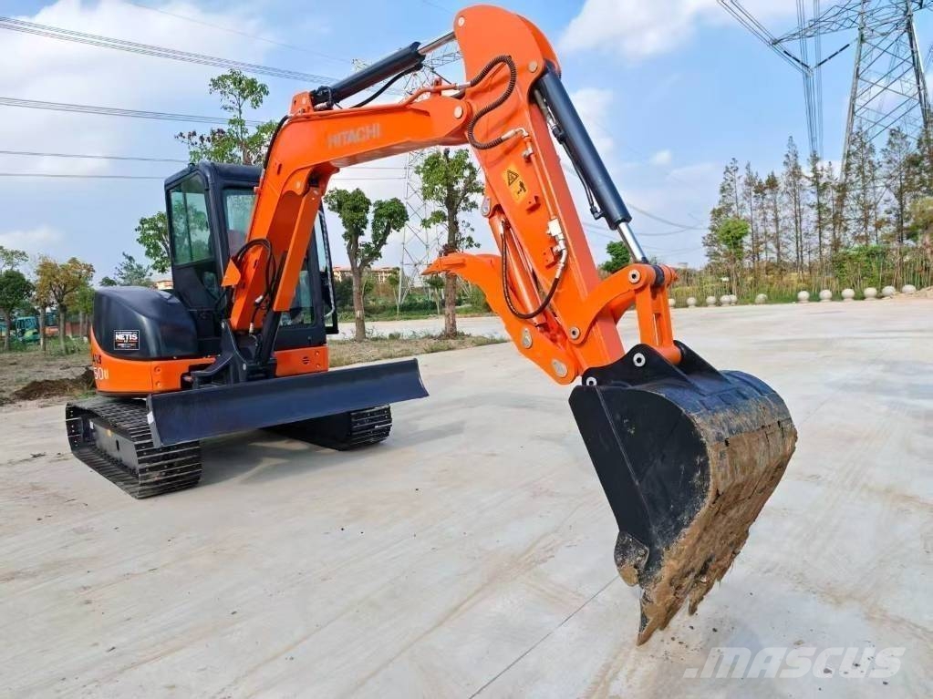 Hitachi ZX 50 U حفارات صغيرة أقل من 7 طن (حفارات صغيرة)