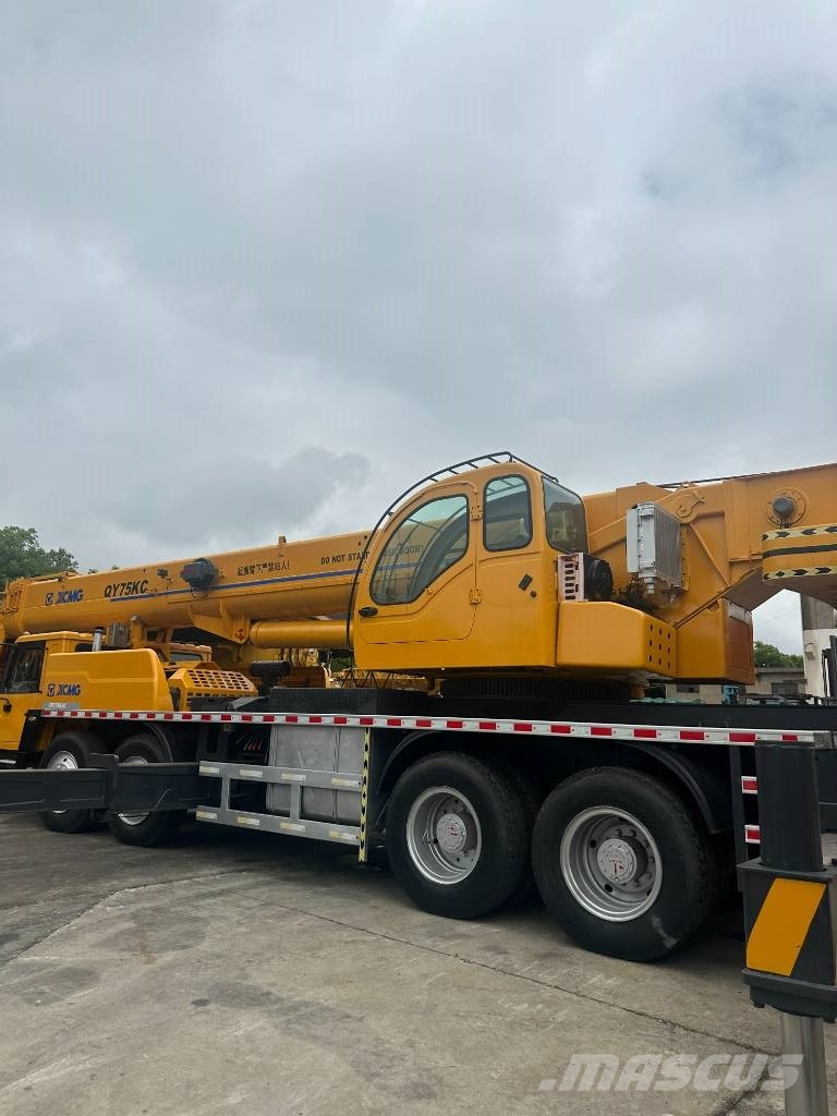 XCMG QY75KC المصاعد والرافعات المادية