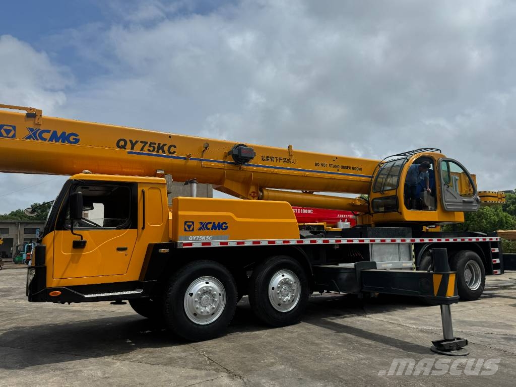 XCMG QY75KC المصاعد والرافعات المادية