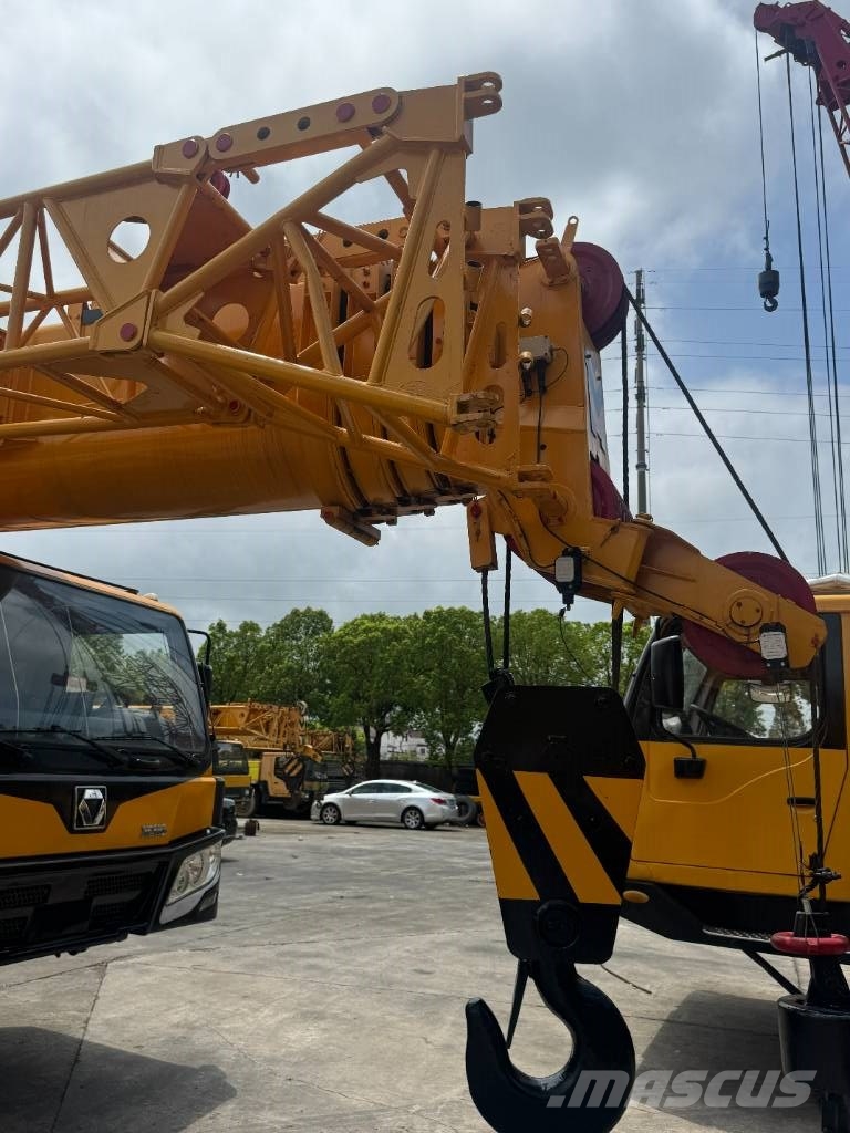 XCMG QY75KC المصاعد والرافعات المادية