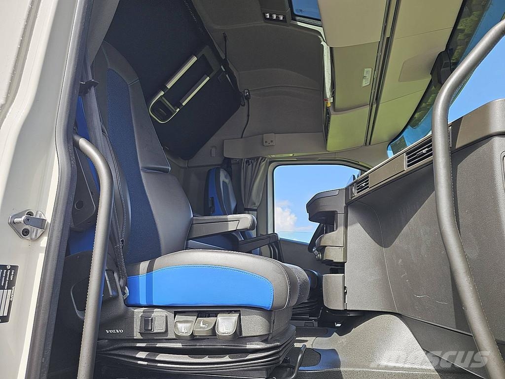 Volvo FH 500 XL Tractor Units