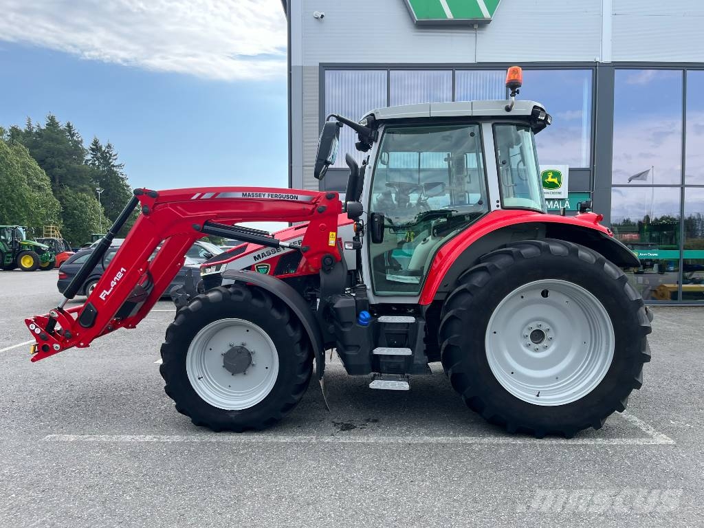 Massey Ferguson 5S.135 Traktorer