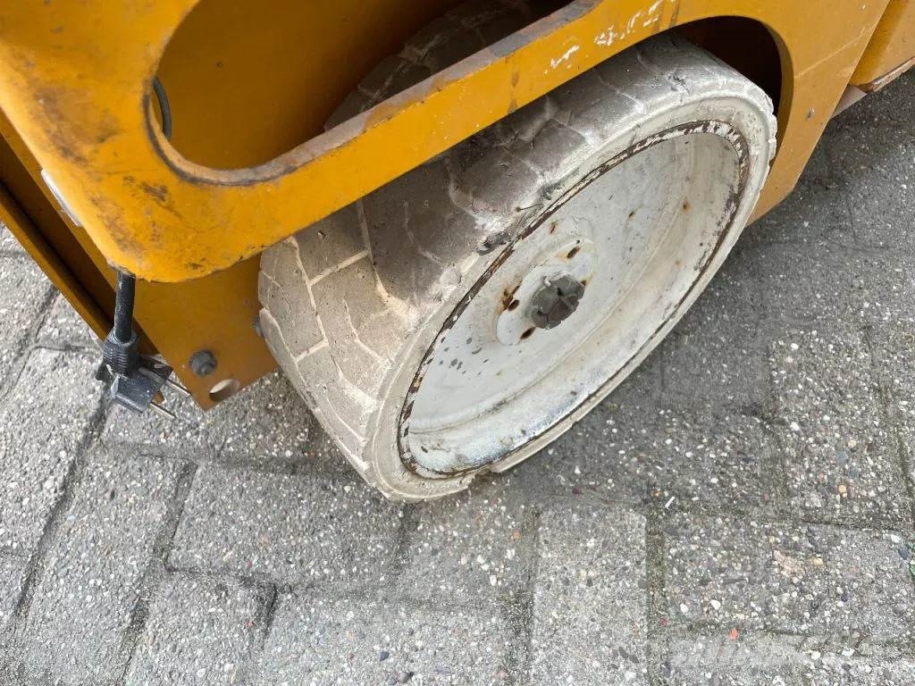 Haulotte Compact 8W Hoogwerker Schaarhoogwerker Saksilavat