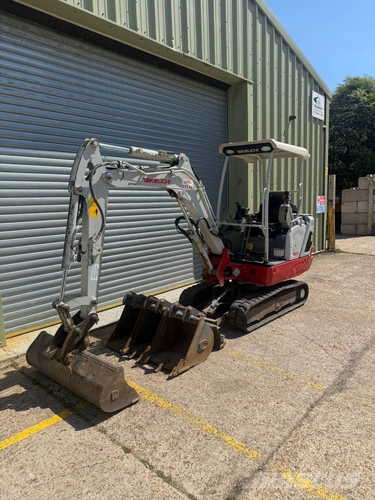 Takeuchi TB 225 Mini Digger Minigravere <7t