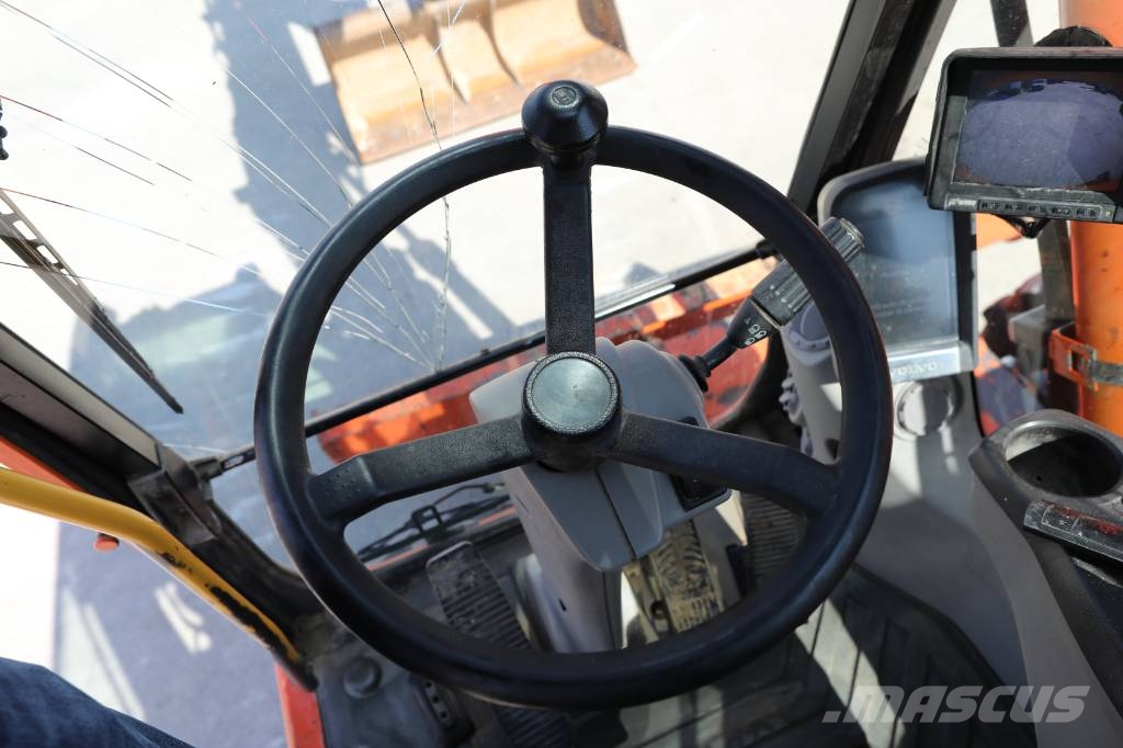 Volvo EW140D Wheeled excavators