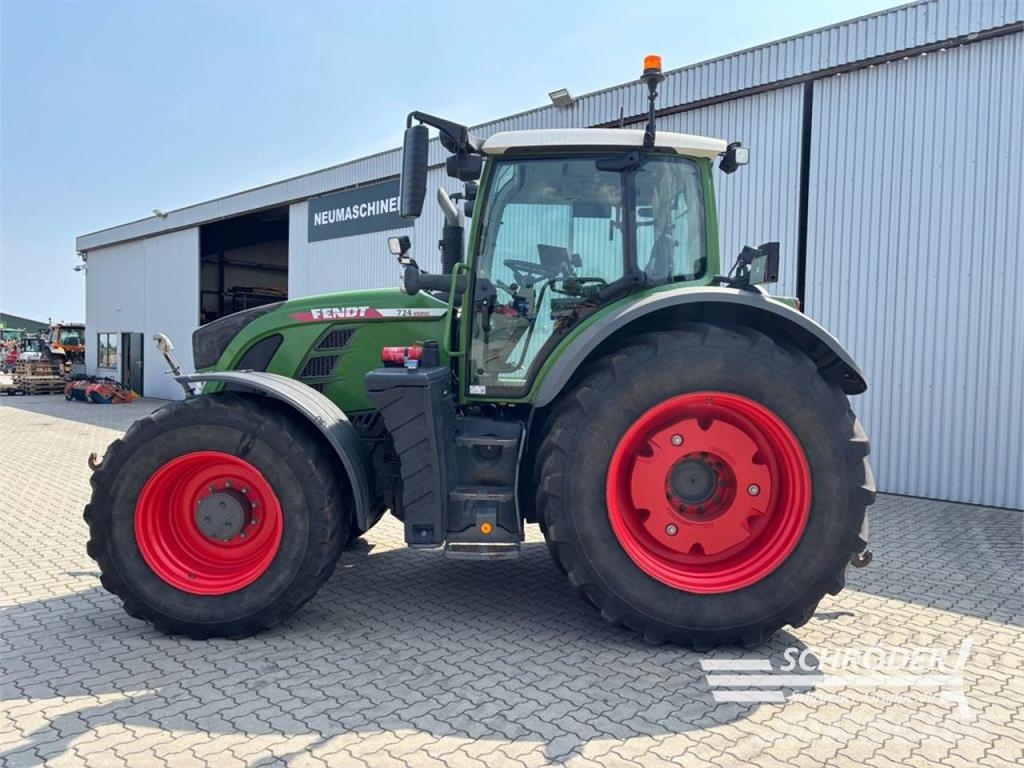 Fendt 724 VARIO GEN6 PROFI PLUS Tratores Agrícolas usados