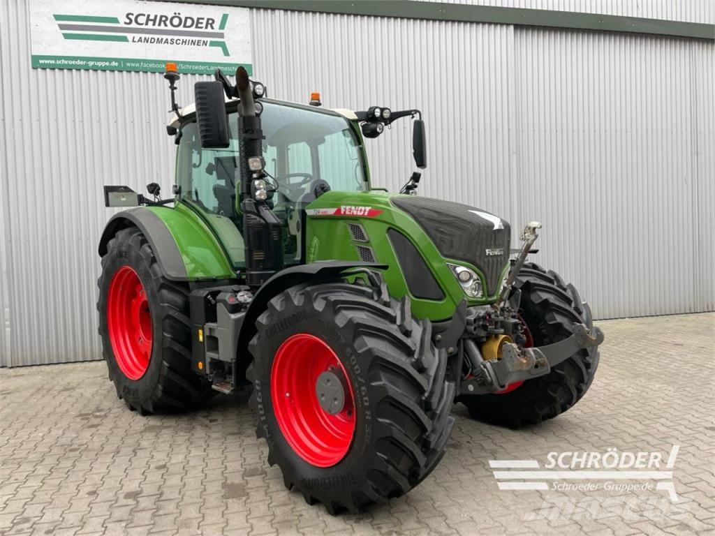 Fendt 724 VARIO GEN6 PROFI PLUS Trattori