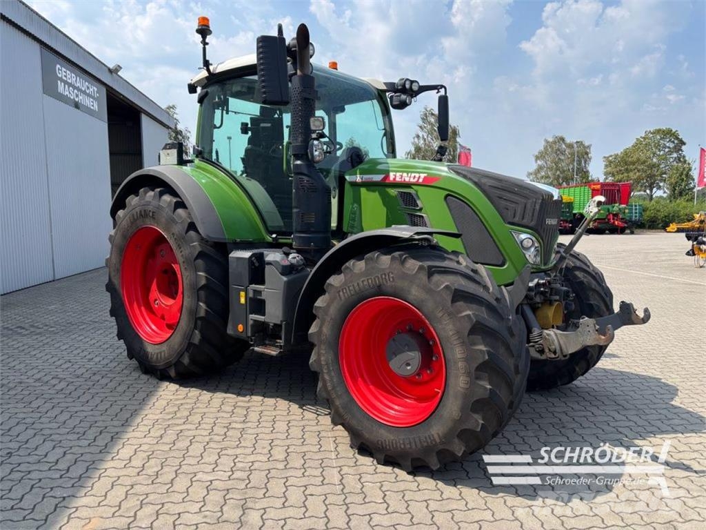 Fendt 724 VARIO GEN6 PROFI PLUS Tratores Agrícolas usados