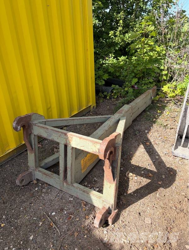  hulpstukken ( lepels bak puinbak/ jip ) Volvo L90H Λοιπά προσαρτούμενα εξαρτήματα και κατασκευαστικά στοιχεία