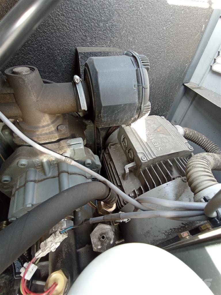 Atlas Copco GX 7 مكابس