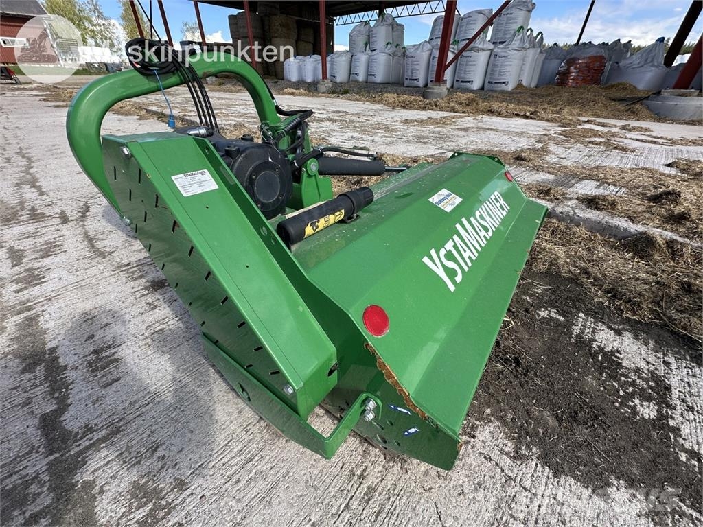 Ystamaskiner Y-135 Græsklippere og skårlæggere