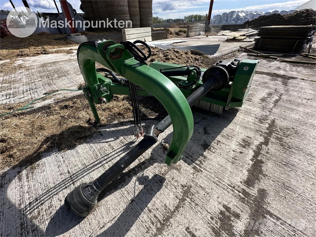Ystamaskiner Y-135 Græsklippere og skårlæggere