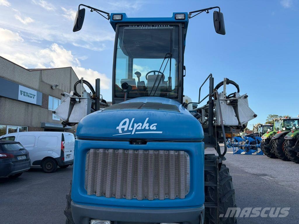 Evrard Alpha 2500 Pulvérisateurs automoteurs