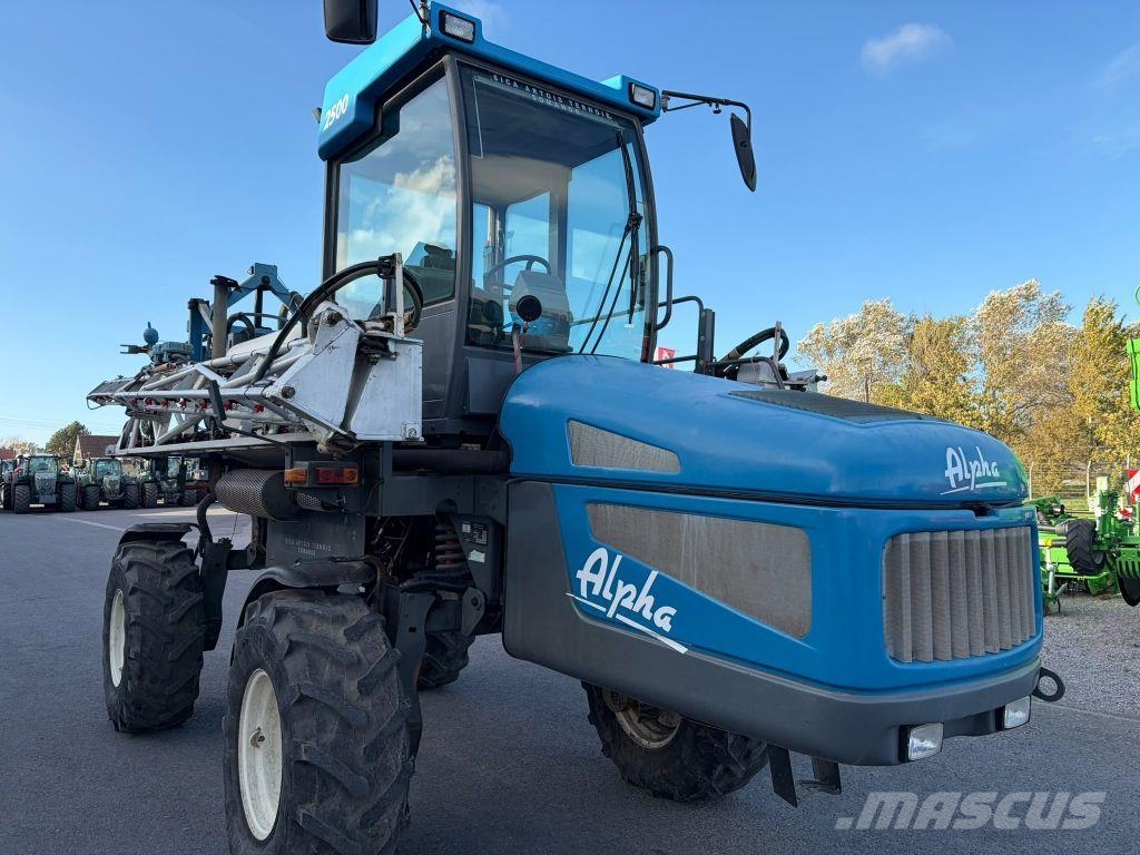 Evrard Alpha 2500 Pulvérisateurs automoteurs