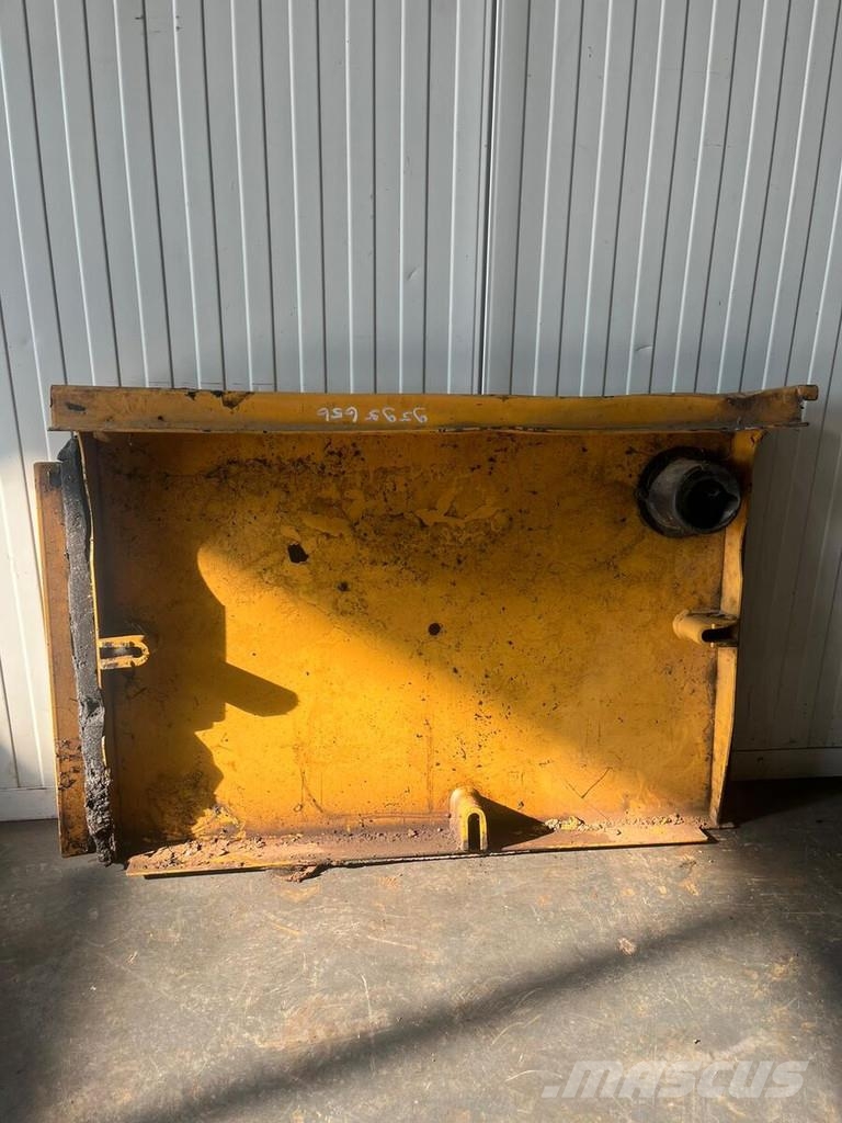 Liebherr cover Transport - Inne