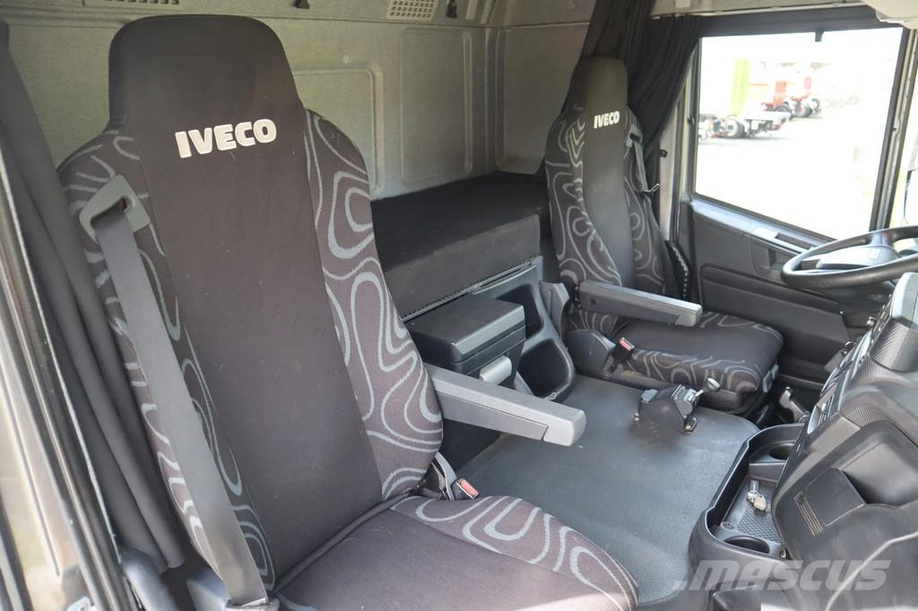 Iveco Trakker 500 41 TON | RETARDER | FULL STEEL | HUB R Lastbiler med tip